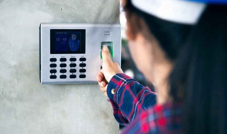 Báo giá máy chấm công bằng vân tay loại tốt, được ưa chuộng 3 Báo giá máy chấm công bằng vân tay loại tốt, được ưa chuộng 3